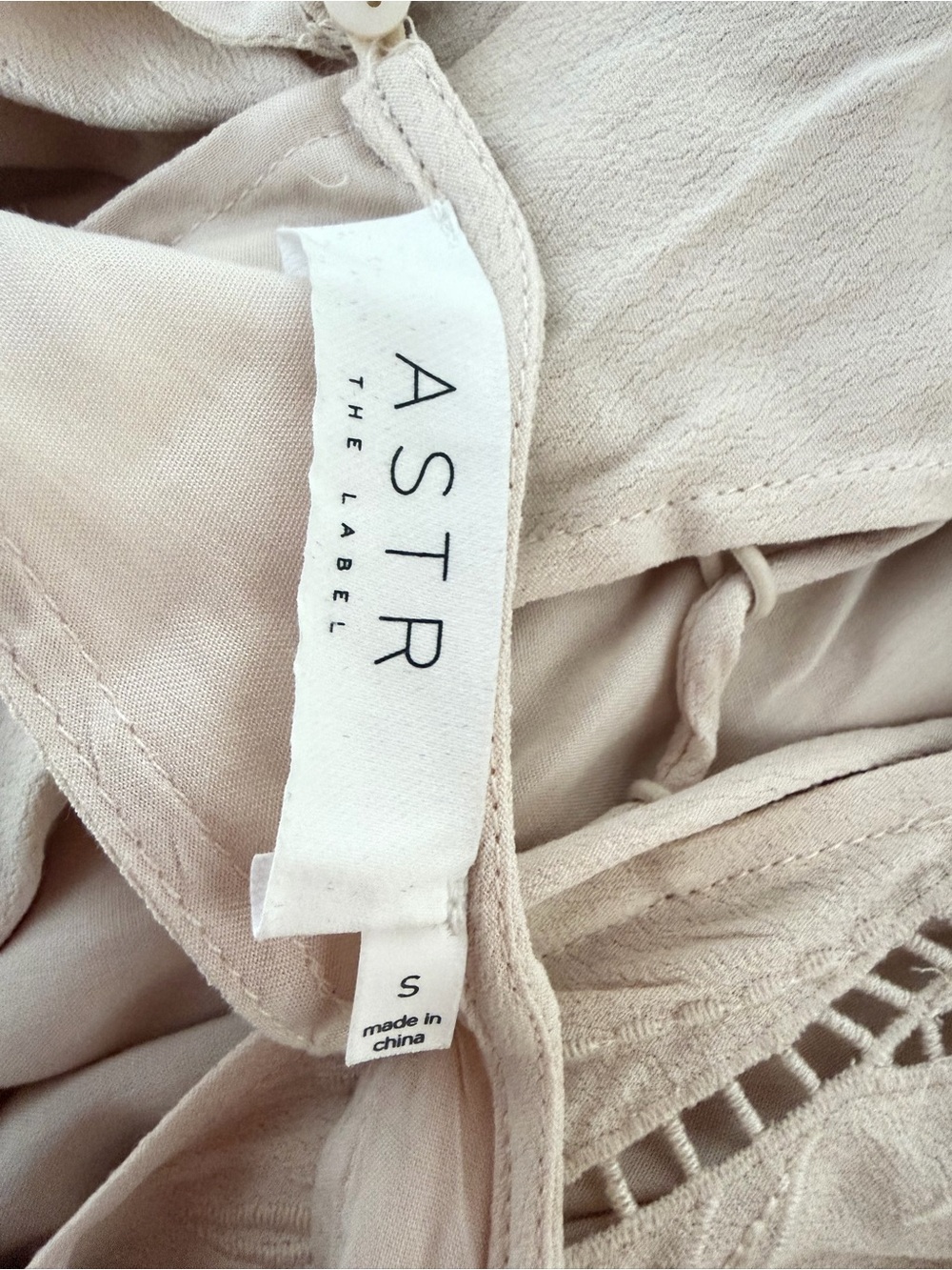 ASTR The Label Cream Embroidered Side Tie Lace Up Maxi Dress Small 8550 - Picture 11 of 13